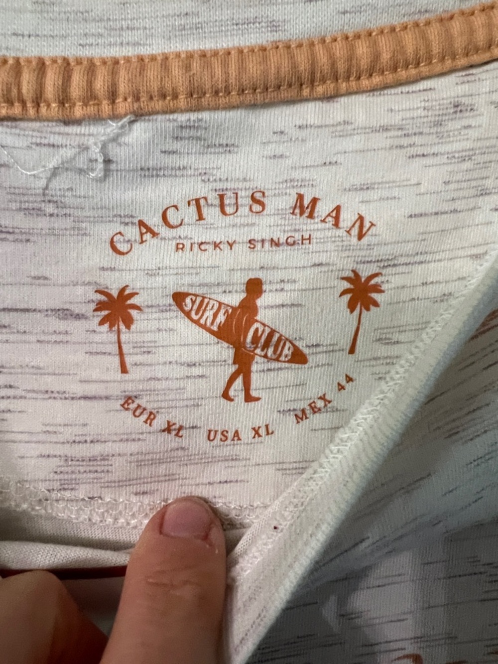 Cactus Man tee xl fits L like new